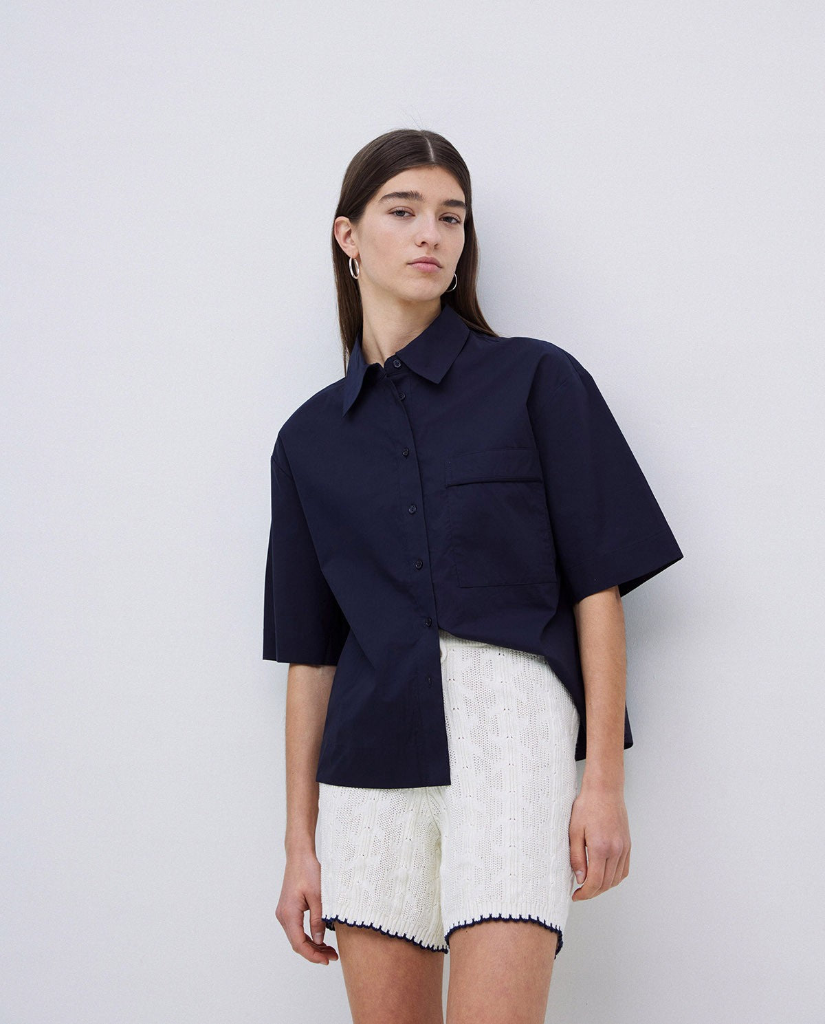 Off-white knit shorts with contrast 42544