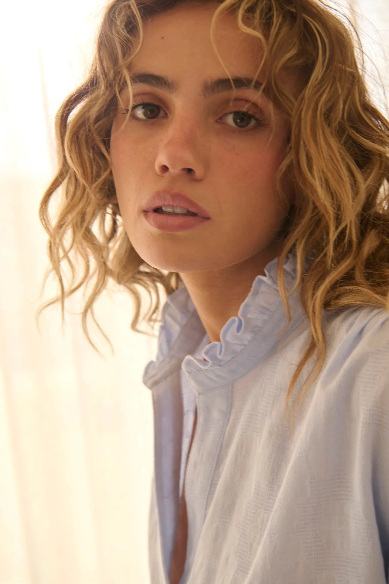 Amber Shirt - Powder Blue