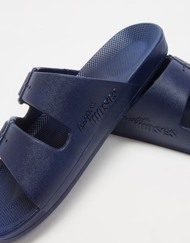 Slides - Navy