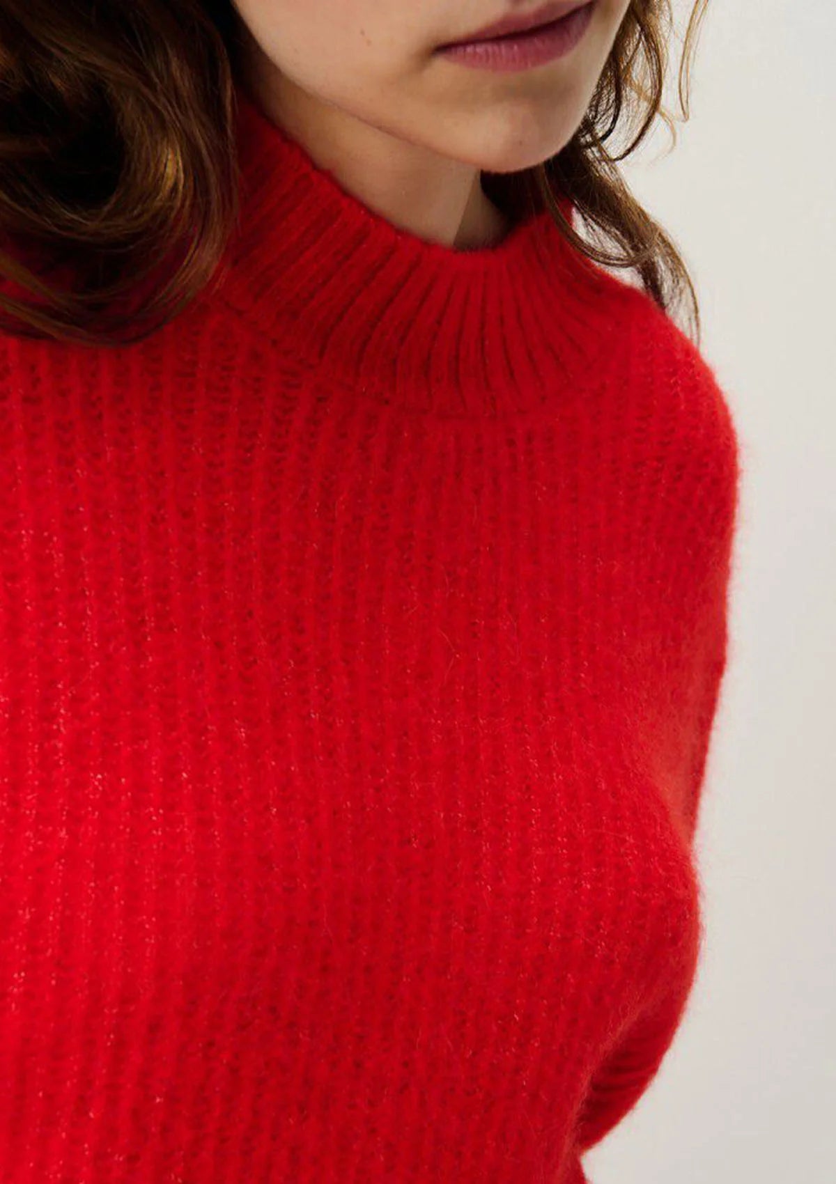Womens Pullover - East18Q Chilli
