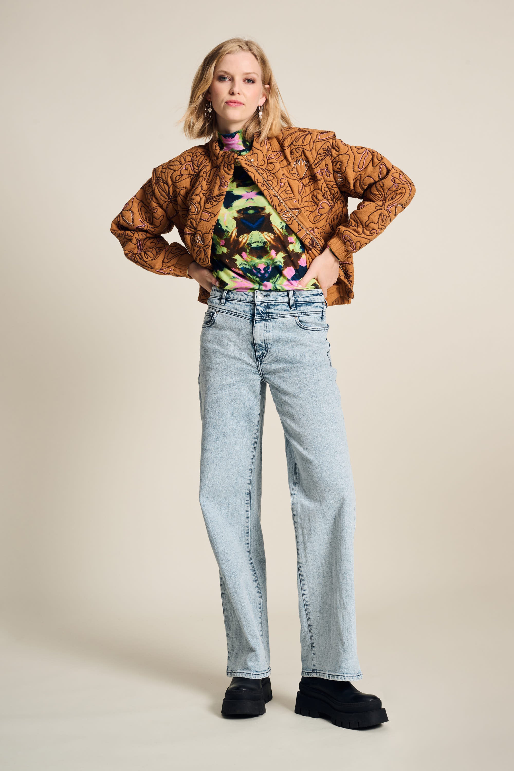 Butterfly Jacket - Sugar Brown