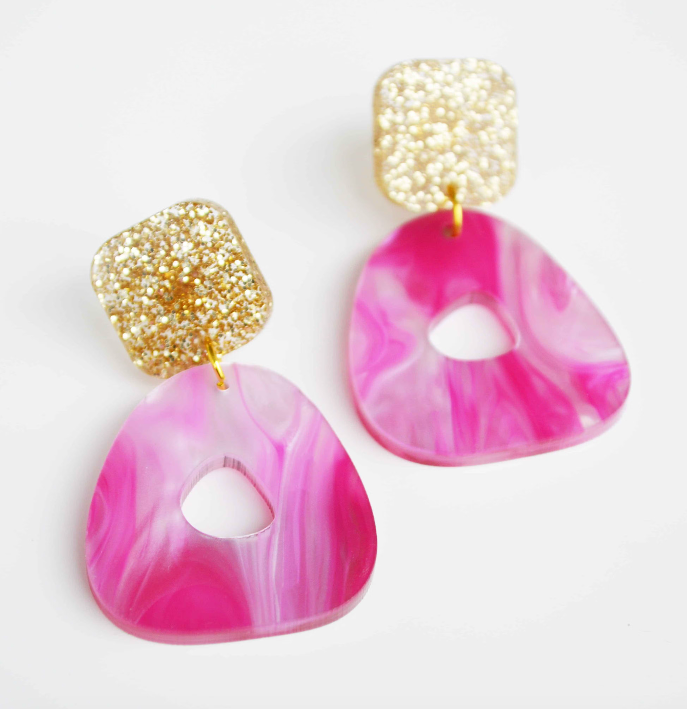Maia Earring - Magenta