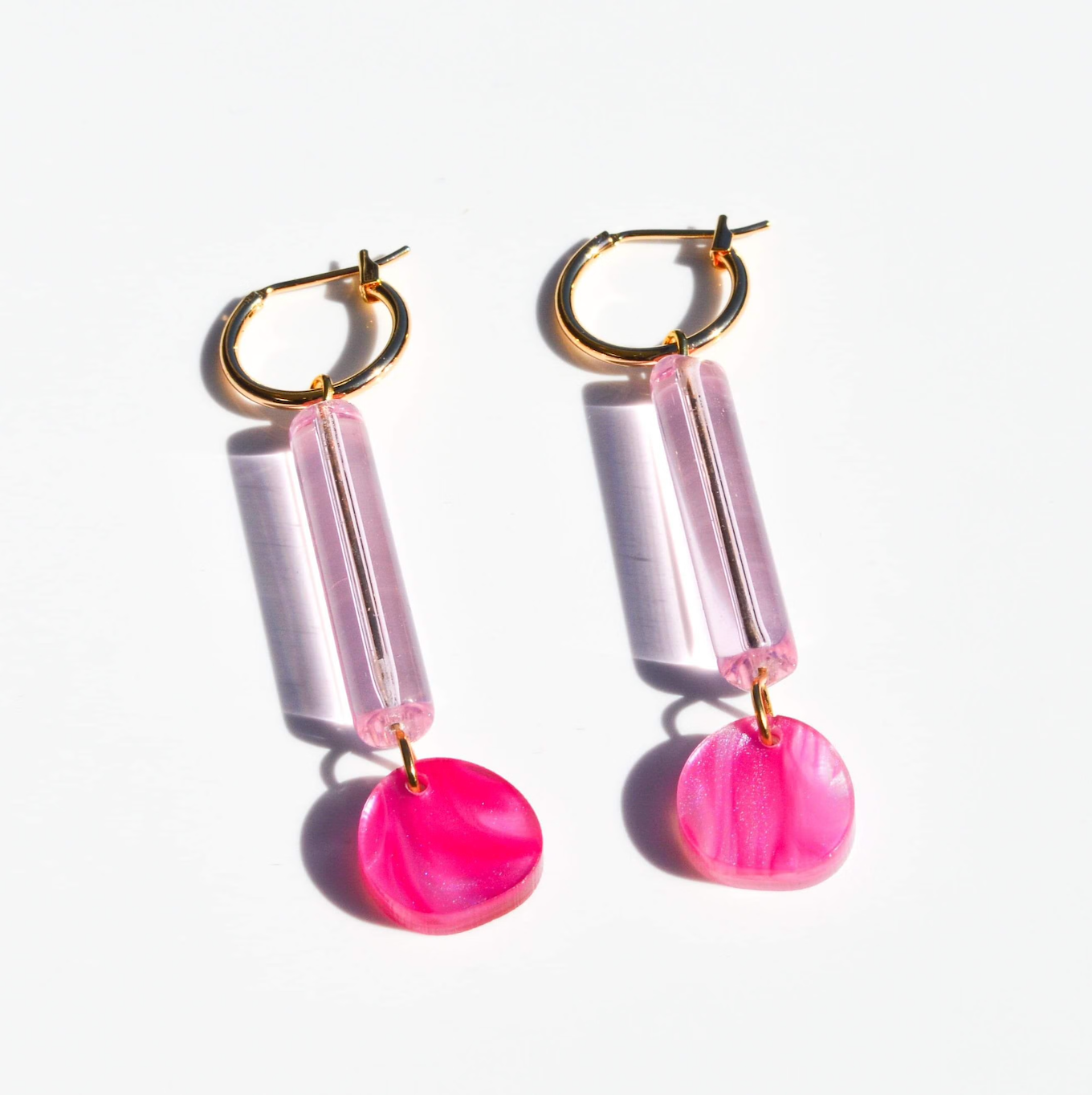 Nova Earring - Magenta