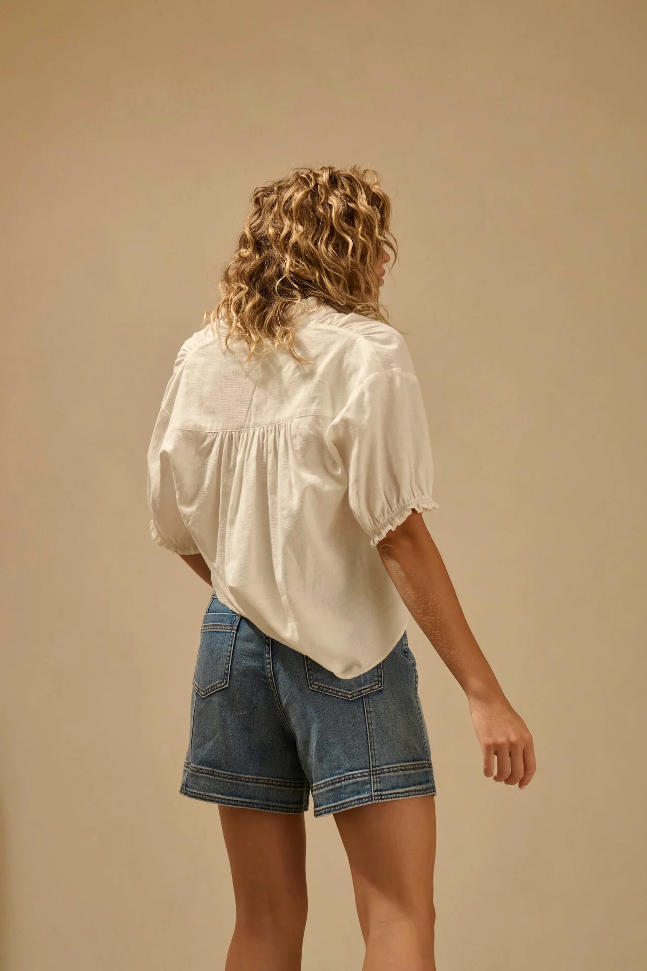 Sydney Short - Dakota Wash