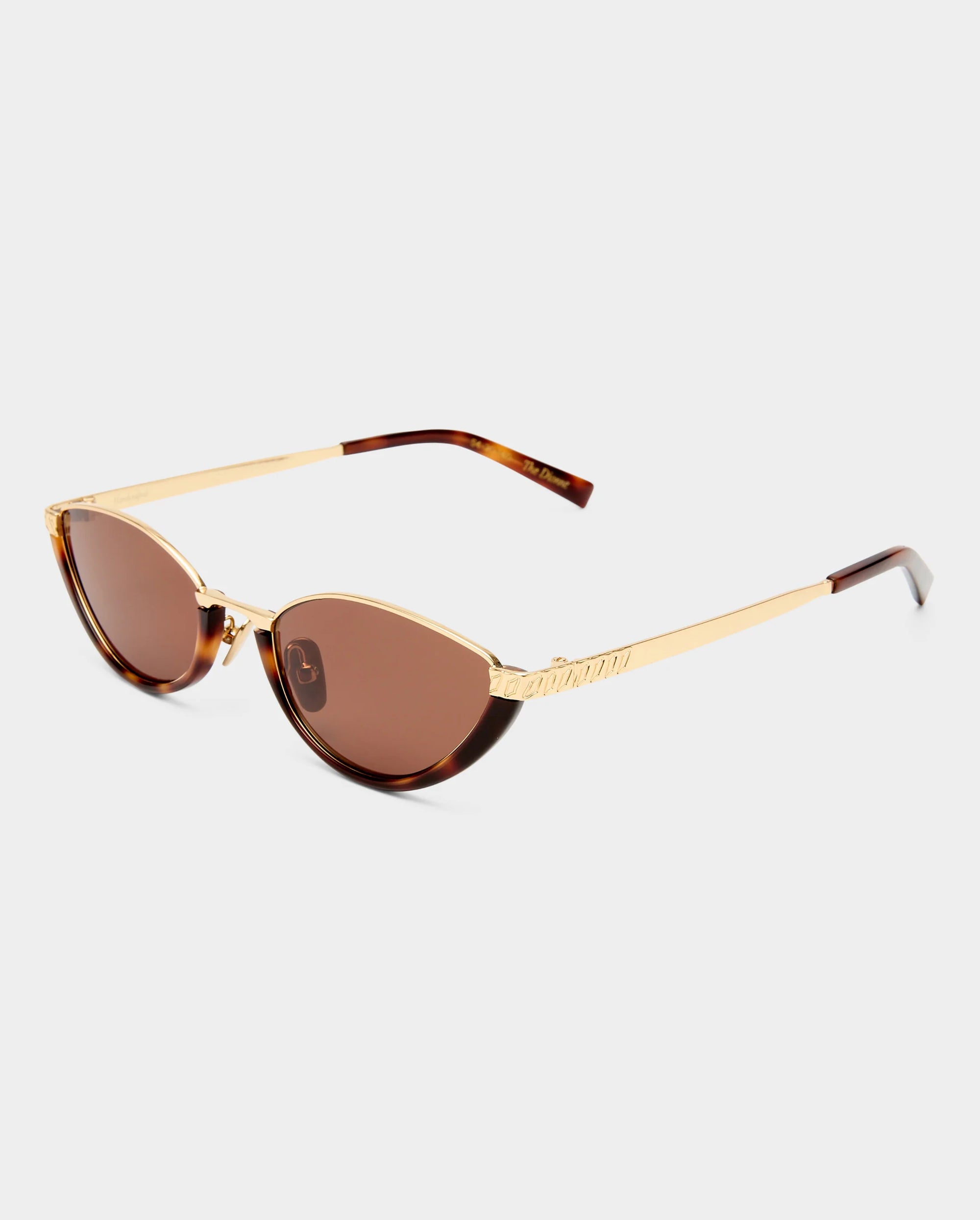 The Lia - Gold