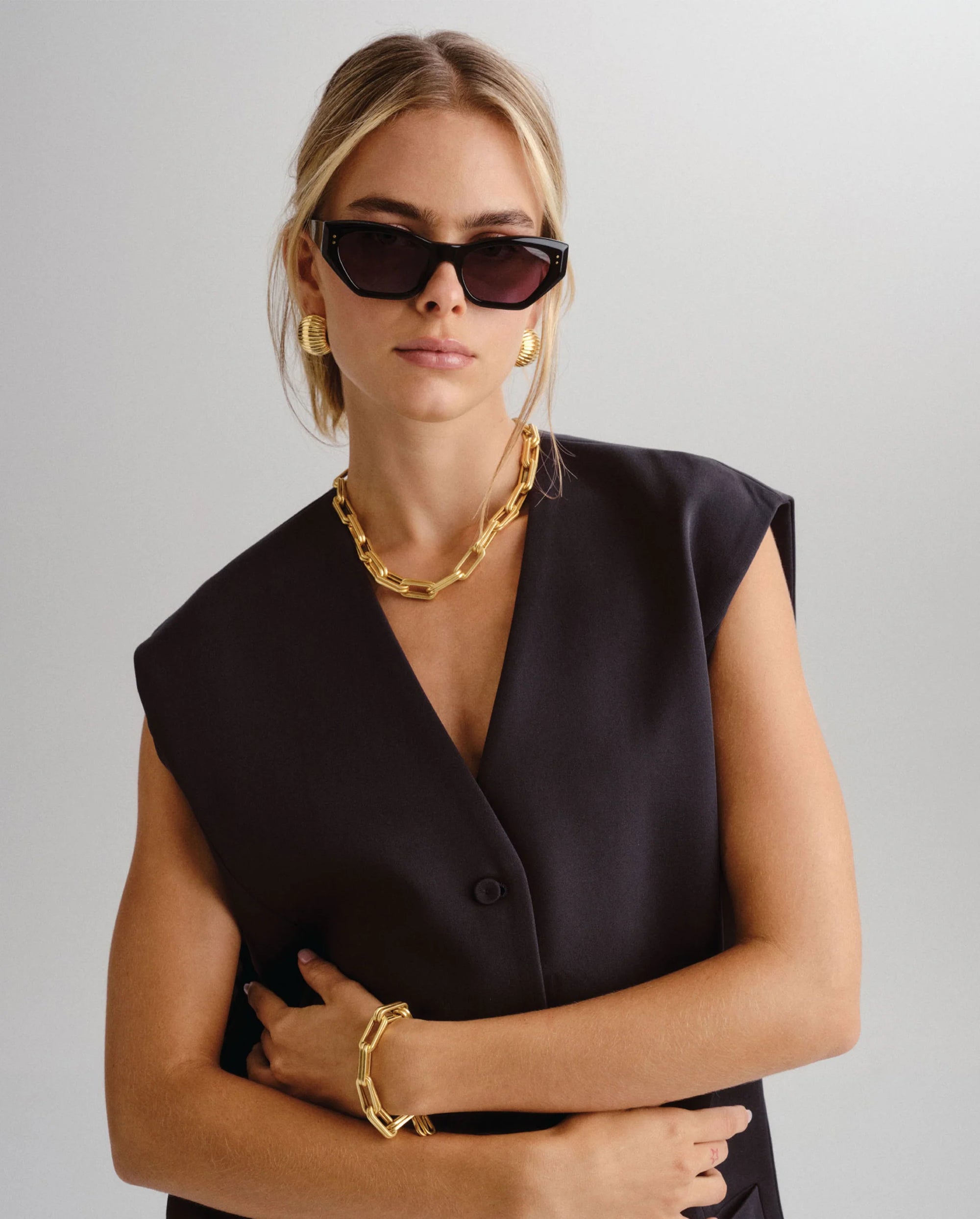 The Sydney - Black