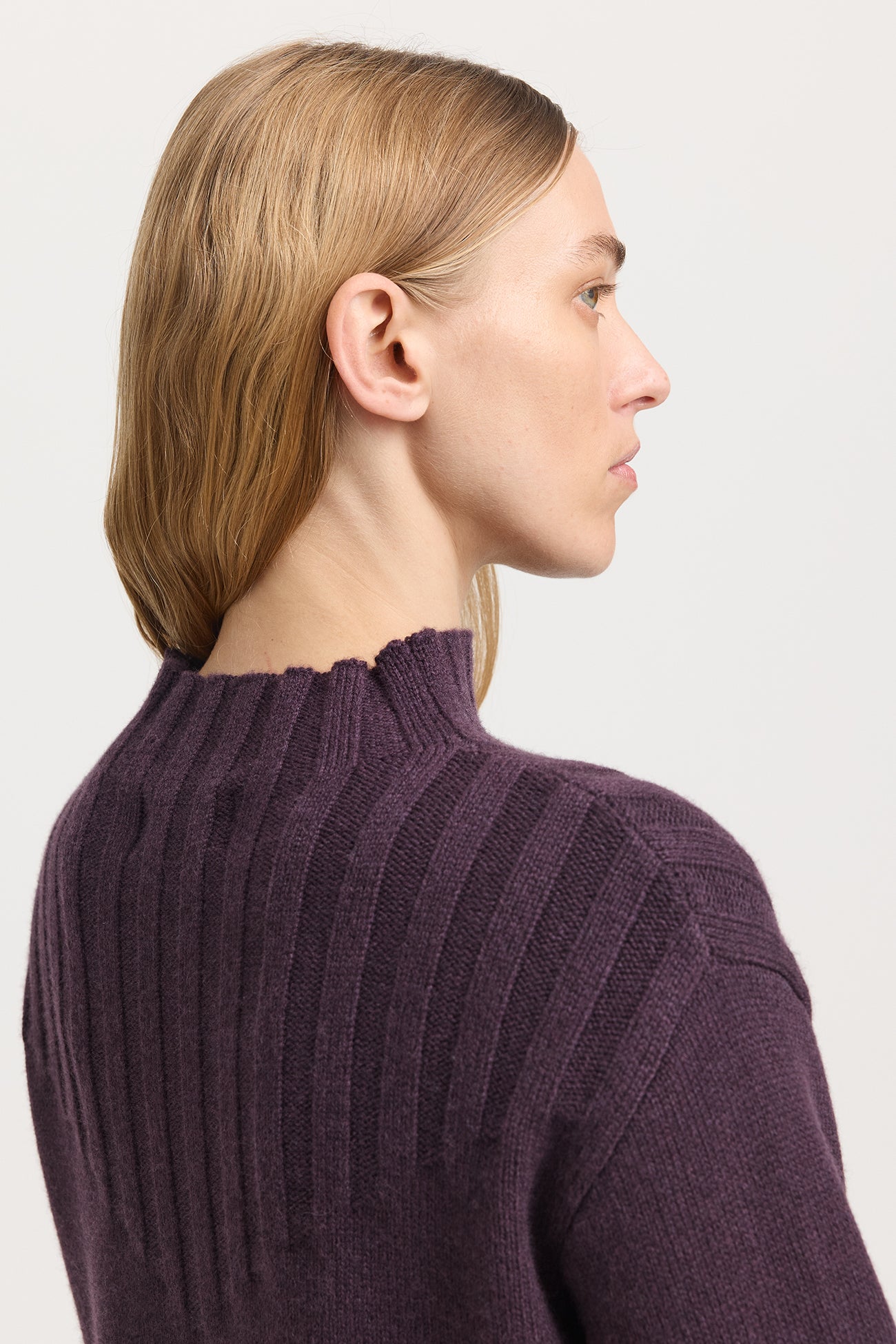 Wide Rib Mock Sweater - Sumak