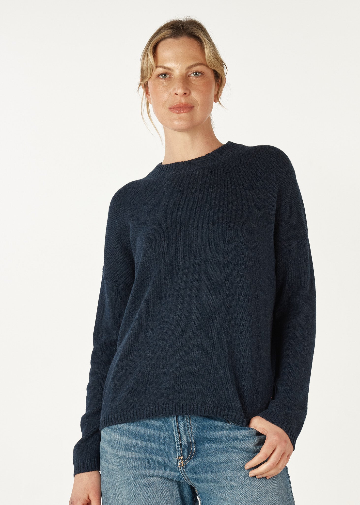 Essential Round Neck - Denim