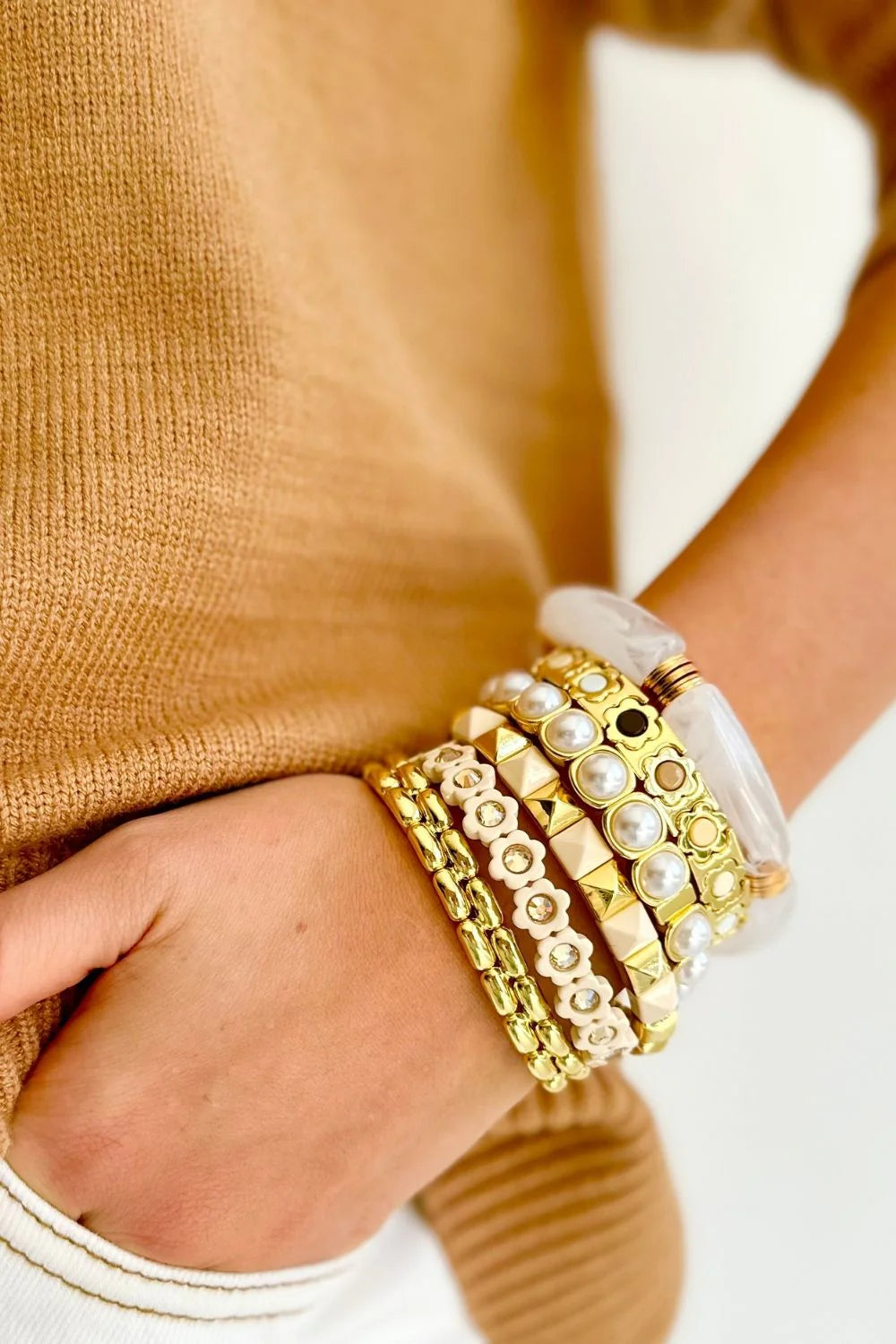 Daisy Chain Bracelet - Neutrals