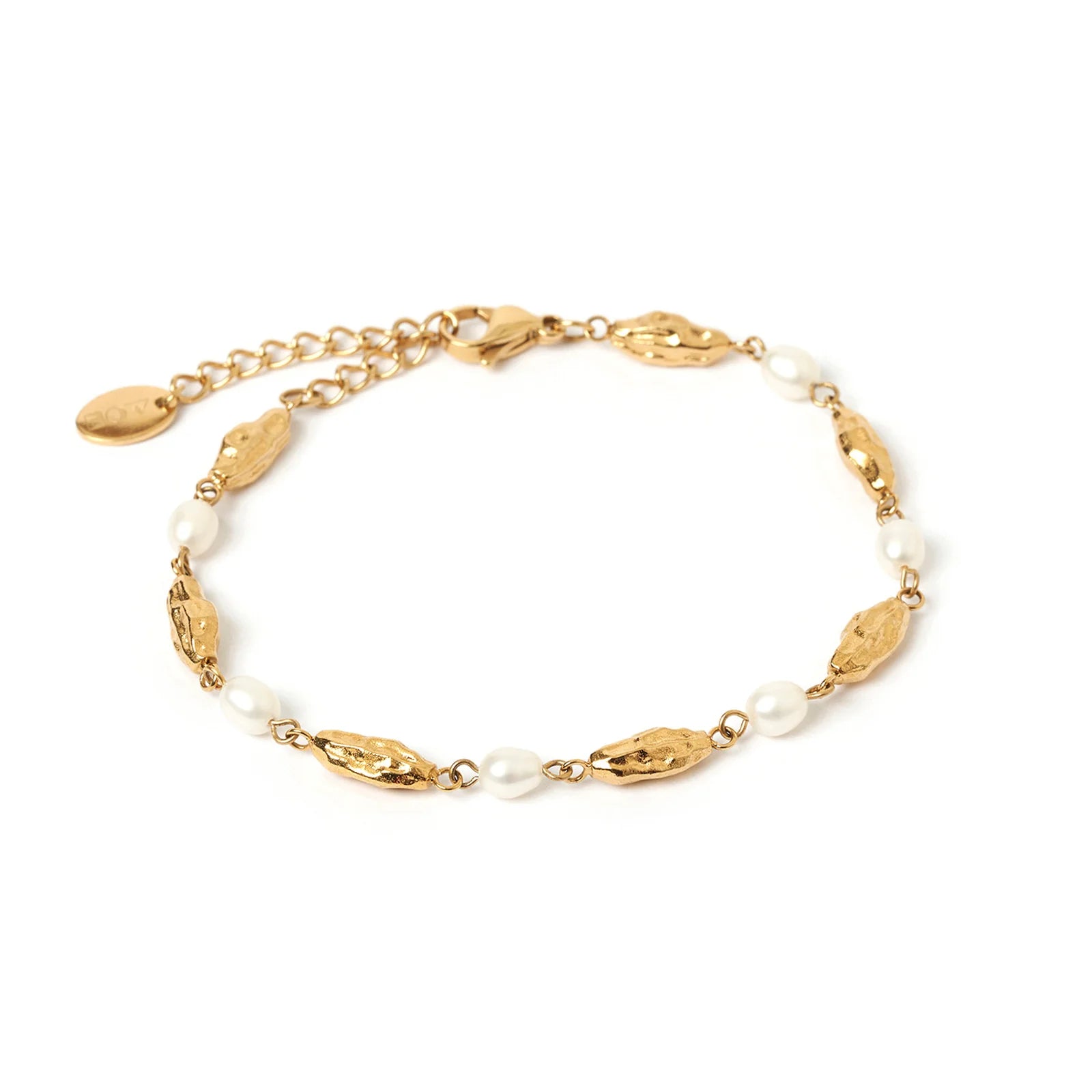 Mini Pearl & Gold Bracelet