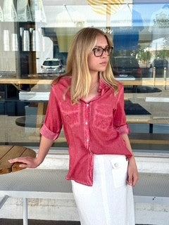 Hailey Shirt - Distressed Red