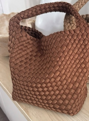 Neoprene Bag Medium - Toffee