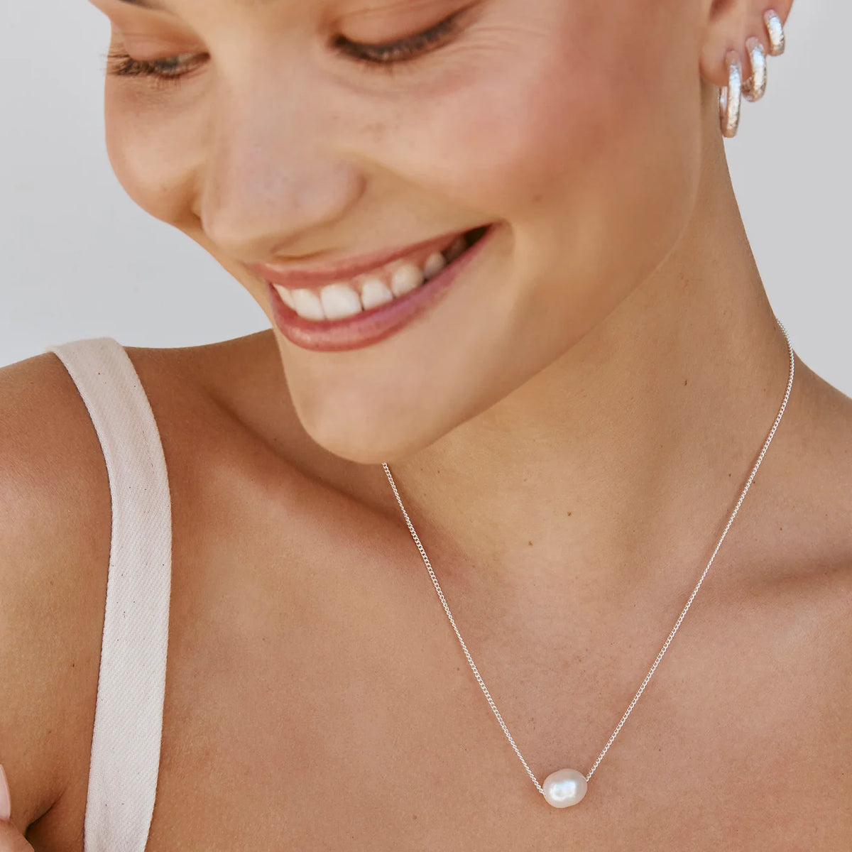 Pearl Teardrop Necklace Silver